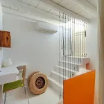 The Sunday House In The Heart Of *